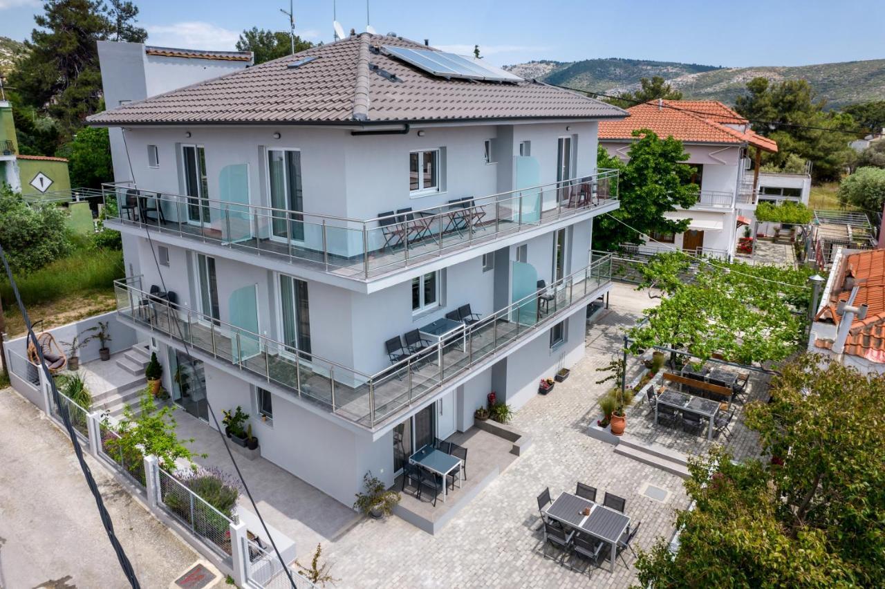 Linden Apartments 포토스 외부 사진